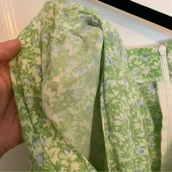 Nasty Gal Green and White Floral Romper, Womens Size 6 boho festival concertcore - Picture 12 of 12